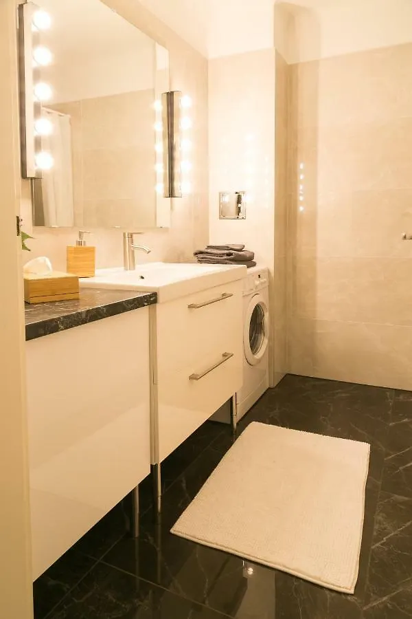 Apartamento Supreme Vienna Studio 0*,